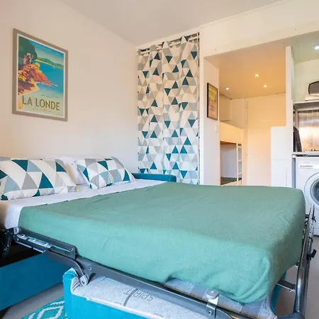 Pour 2 A 4 Personnes Sous Les Pins Climatise Daire La Londe-les-Maures